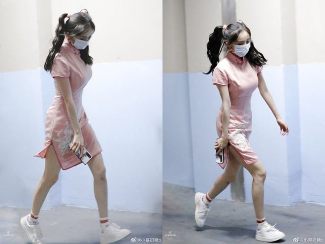 Dương Mịch diện giày thể thao lên thảm đỏ: Cá tính, mạnh mẽ hay thiếu phép tắc, chơi trội? ảnh 7