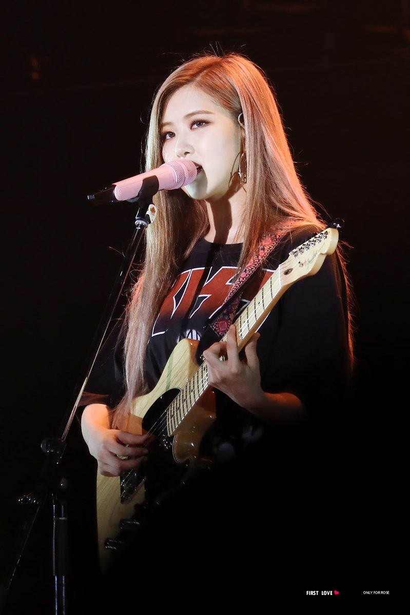 Nếu là một chàng trai, cả Lisa và Rosé đều muốn hẹn hò với Jennie vì lý do bất ngờ này ảnh 2