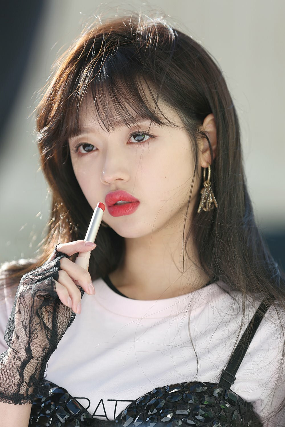 Ngày nào còn xinh đẹp tự nhiên mà nay hàng loạt nữ idol lại trông khác lạ thế này ảnh 4