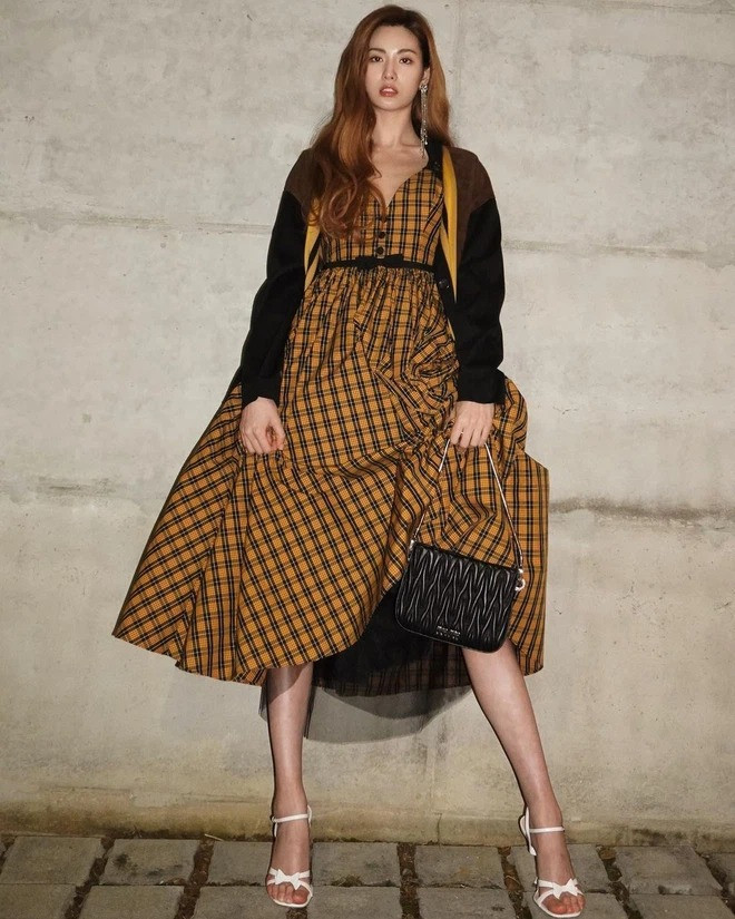 Ngắm nhan sắc đỉnh cao của Jang Won Young: Mặc đồ đơn giản vẫn ăn đứt hàng loạt đàn chị ảnh 7