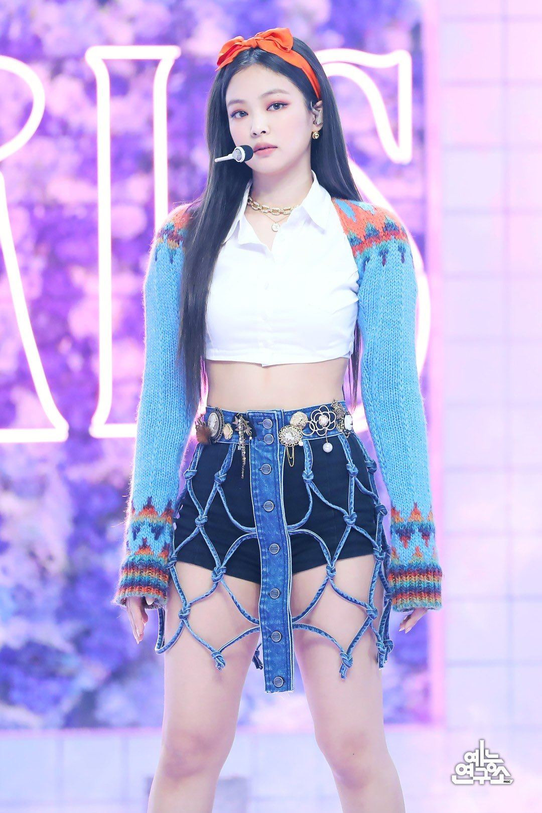 Điểm cộng cho stylist BLACKPINK vì không còn biến Jennie thành “nàng tiên cá mắc cạn” ảnh 5