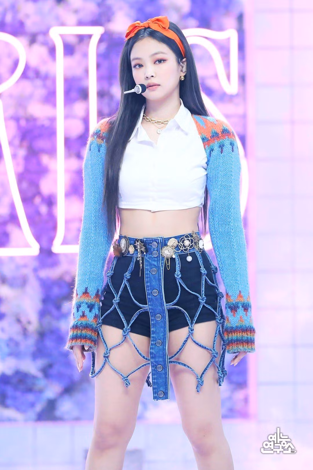 Điểm cộng cho stylist BLACKPINK vì không còn biến Jennie thành “nàng tiên cá mắc cạn” ảnh 5