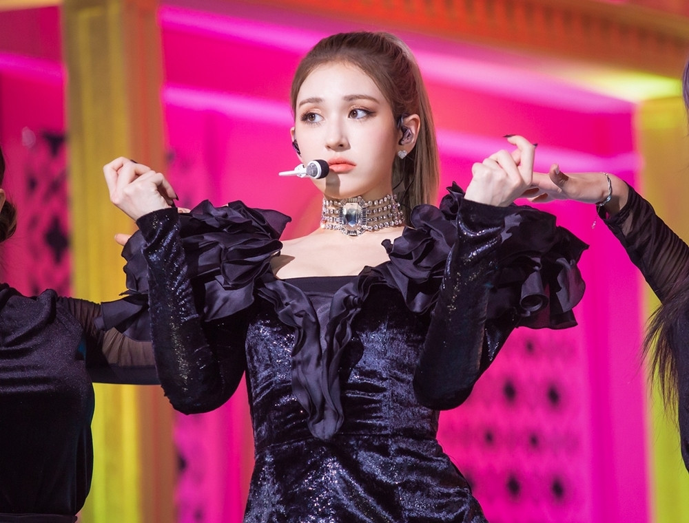 Netizen có quá khó tính khi chỉ trích Jeon Somi vì “sống thật” trên show truyền hình? ảnh 4