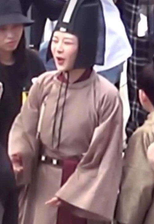 “Nữ hoàng thị phi” lại gọi tên Dương Tử: Đi mua trà sữa cũng bị bảo “Cố tình gây chú ý” ảnh 1