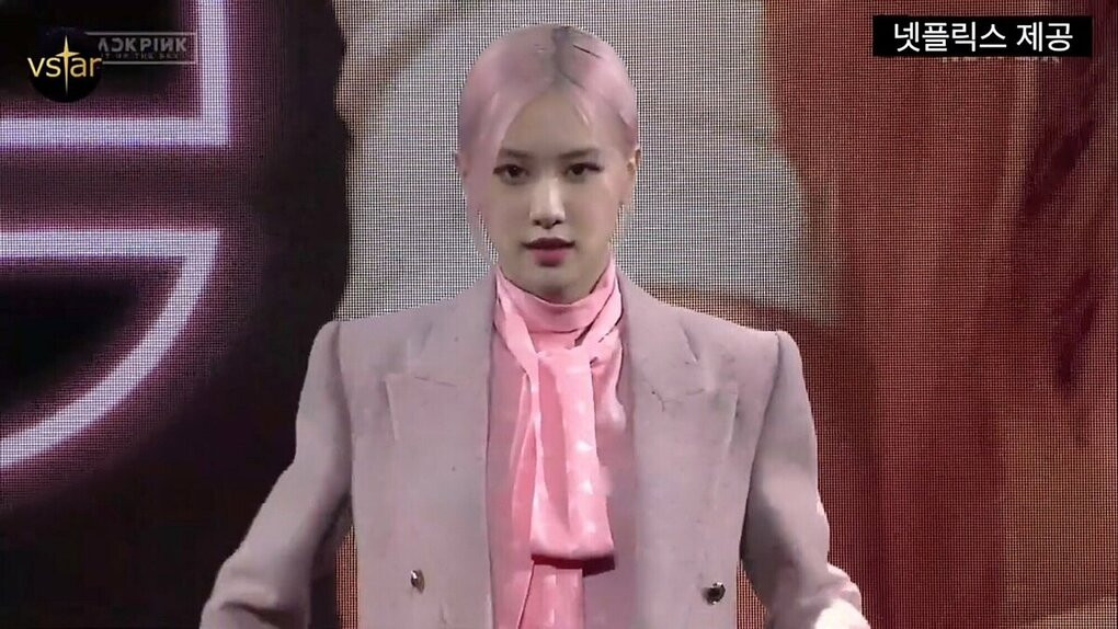 Jisoo (BLACKPINK) vốn giấu nhược điểm rất khéo mà lần này lại chọn trang phục sai quá sai ảnh 3