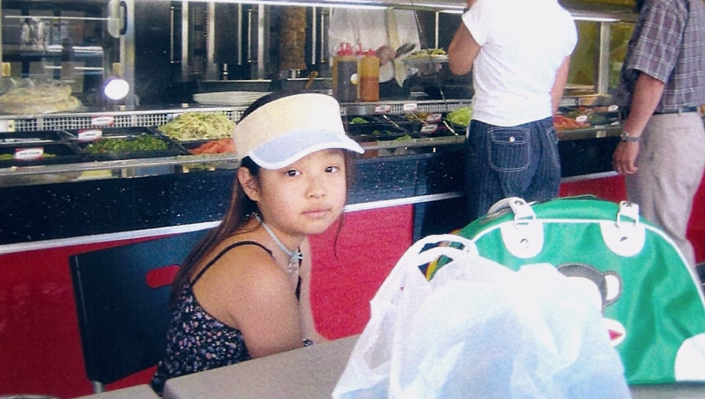 BLACKPINK lần đầu khoe ảnh ấu thơ cực xinh: Đập tan mọi tin đồn phẫu thuật thẩm mỹ ảnh 3