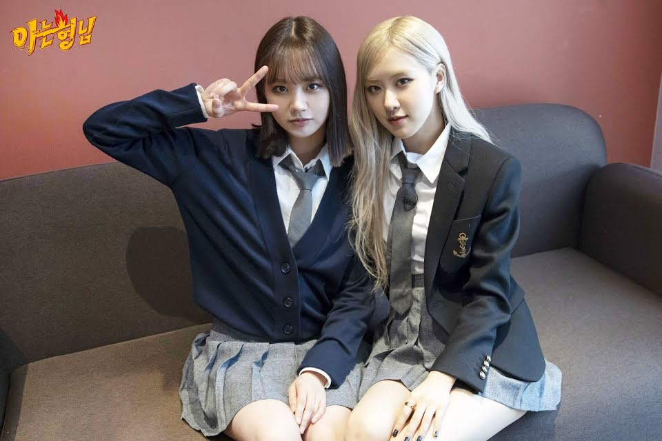 BLINKs hẳn sẽ cảm ơn Hyeri nhiều lắm vì đã cứu Rosé khỏi một pha bị chụp lén ảnh 1