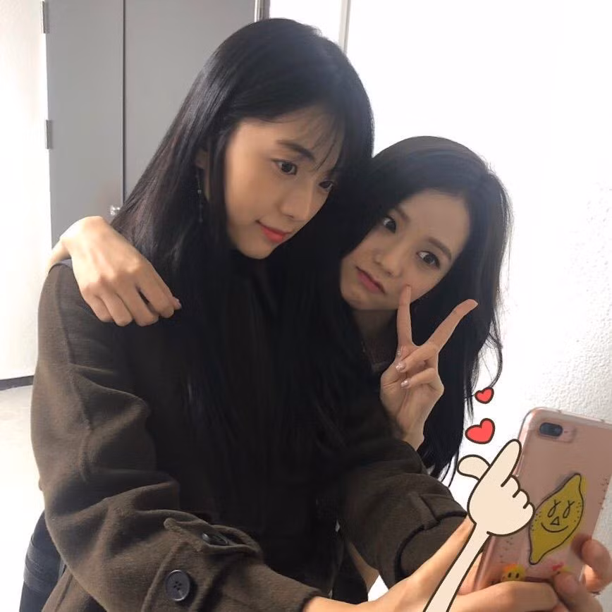 Netizen phẫn nộ khi biết Jisoo (BLACKPINK) khi còn bé đã bị họ hàng đối xử như thế này ảnh 1