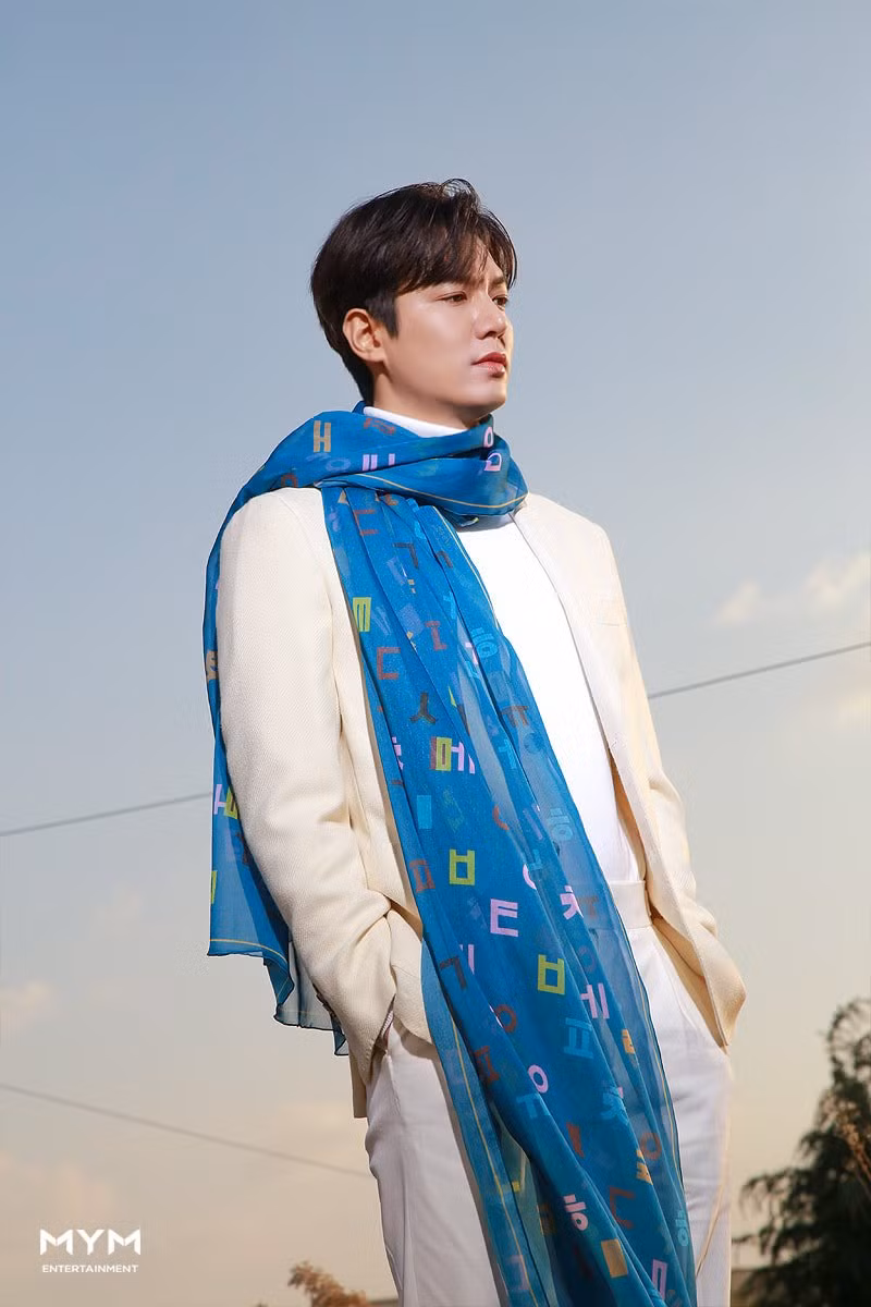 Lee Min Ho vướng tin đồn cực sốc: Đang bí mật hẹn hò với bạn diễn hơn 21 tuổi? ảnh 3