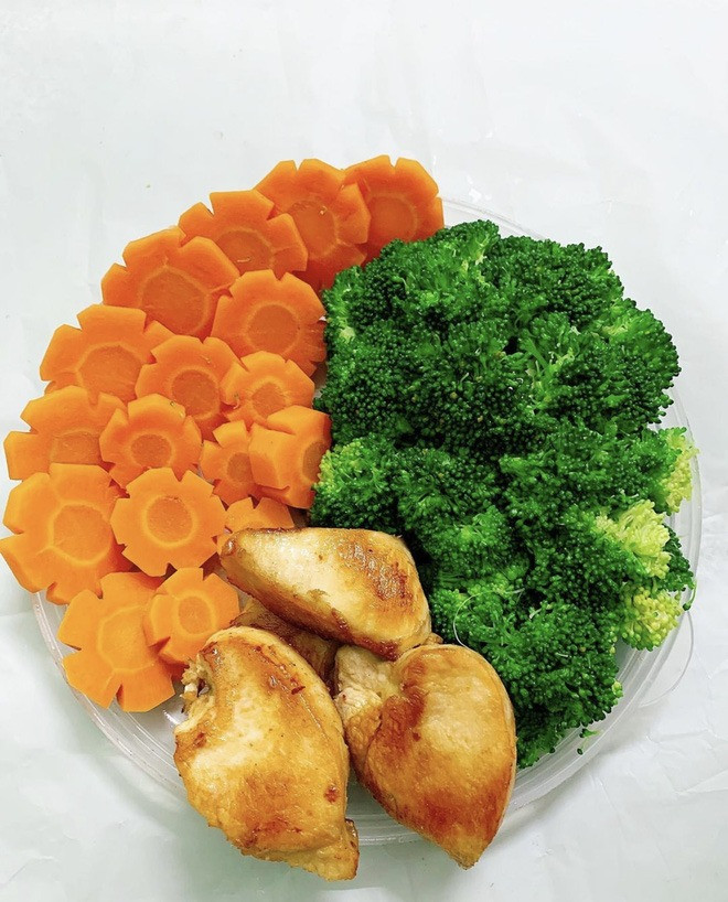 Bí quyết “da sáng dáng xinh” của Đỗ Thị Hà là nhờ những món ăn ngon bổ rẻ này ảnh 3