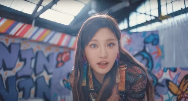 Clip teaser của tân binh aespa xuất sắc cỡ nào mà netizen đồng loạt quay xe khen ngợi? ảnh 4