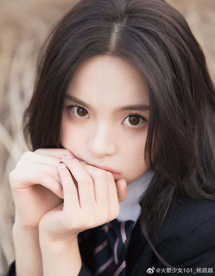 Quán quân “100 cô gái Trung Quốc đẹp nhất” gây sốc với câu “chân tiên nữ thì không thối” ảnh 3