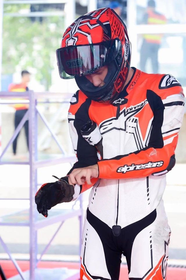 Muốn chiếm một chỗ trong trái tim Vương Nhất Bác, bạn phải cạnh tranh với đối thủ nào? ảnh 1