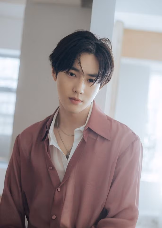 Cưng muốn xỉu trước màn “câu like” kẻ tung người hứng của Yoona (SNSD) và Suho (EXO) ảnh 1