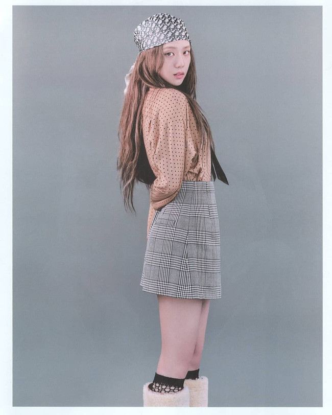 Khi hai “nàng thơ Dior” Hàn - Trung đối đầu: Sang chảnh hay ngọt ngào sẽ thắng thế? ảnh 5