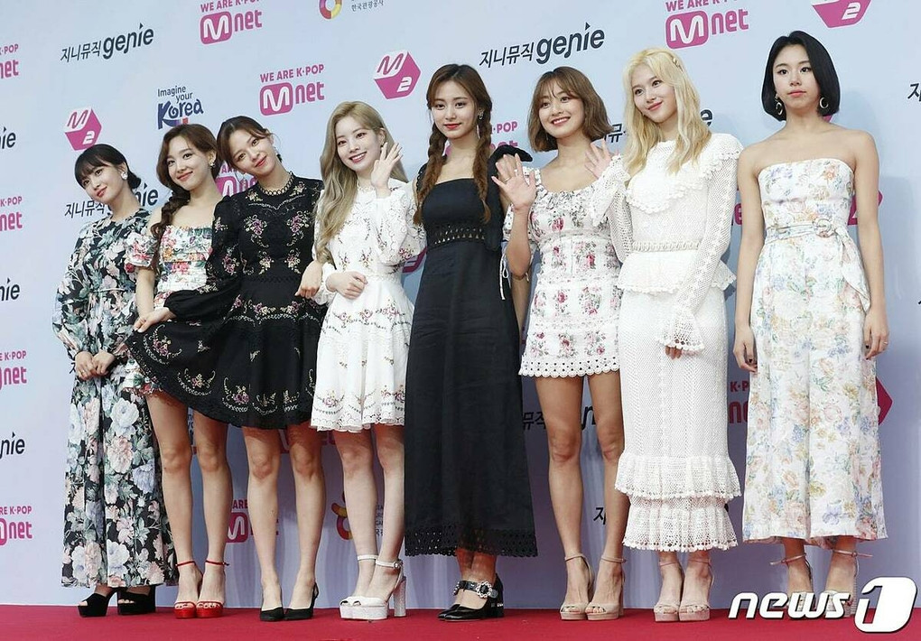 Chỉ vì cao nhất nhóm TWICE mà Tzuyu phải chịu thiệt thòi, bị “dìm” dáng vì thứ này ảnh 3