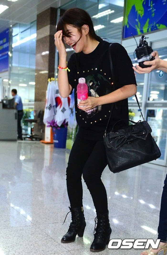 Vì đâu mà khi Suzy mới debut, công ty JYP nhất quyết không cho cô nàng cười? ảnh 8