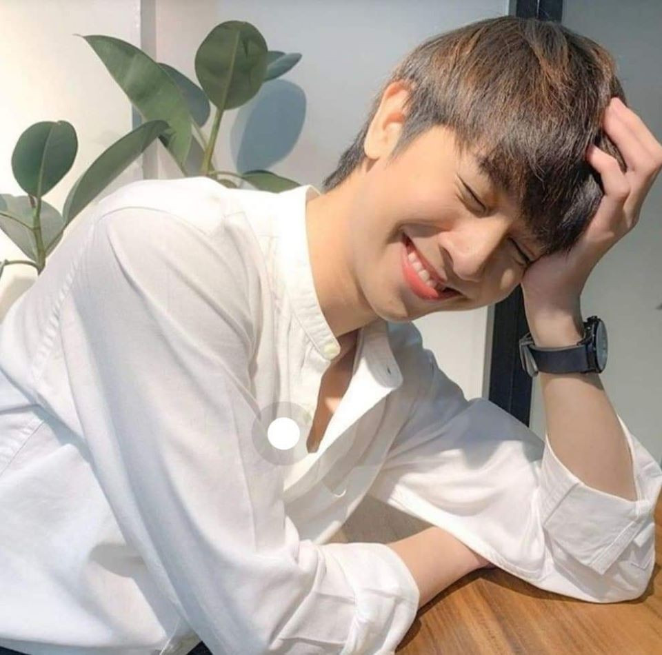 Những tiểu mỹ thụ xứ chùa Vàng đẹp hơn hoa, ai nhìn cũng chỉ muốn "đem ngay về nuôi" ảnh 5