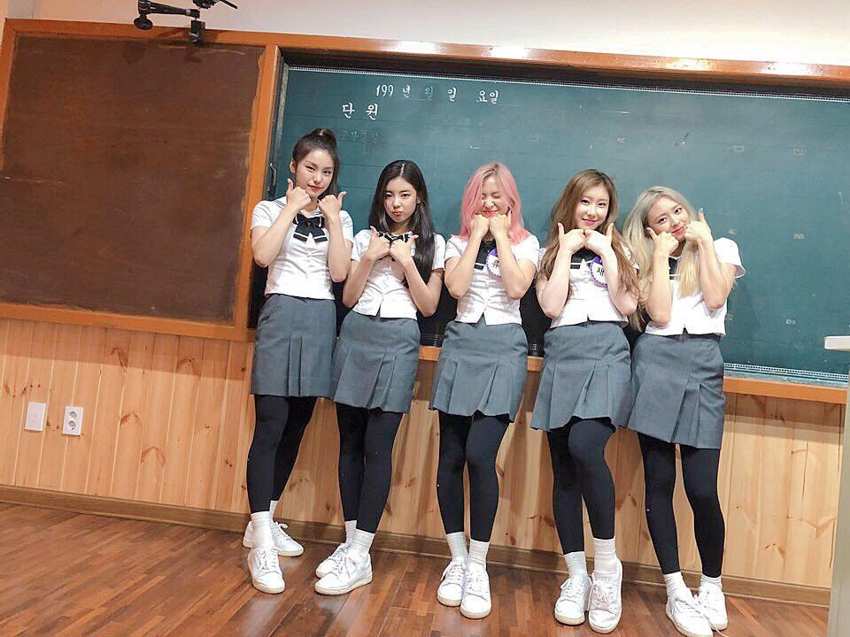 Nhóm nữ nào cũng mặc đồng phục lên “Knowing Bros” nhưng BLACKPINK đẳng cấp nhất ảnh 9
