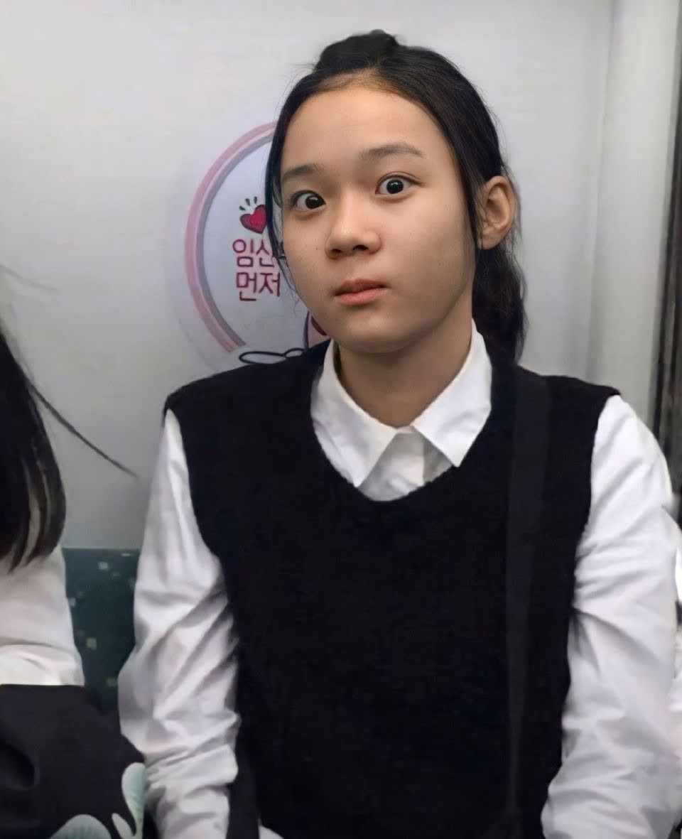 Muốn biết tại sao các idol ám ảnh việc giảm cân, mời xem ngay ảnh cũ của Winter (aespa) ảnh 5