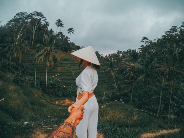 Ngắm lại bộ ảnh đẹp ngất ngây “Đưa em đi khắp Bali” của nữ chính “Người ấy là ai” tập 6 ảnh 3