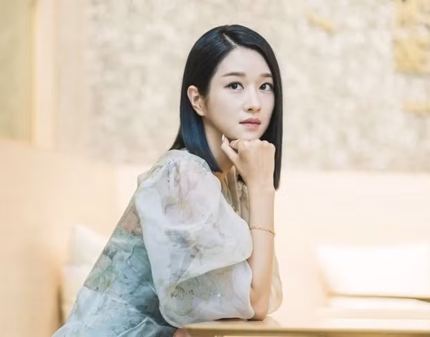 Cứ ngỡ tóc dài là chân ái, đâu có ngờ Seo Ye Ji tóc ngắn còn đẹp hơn nhiều ảnh 8