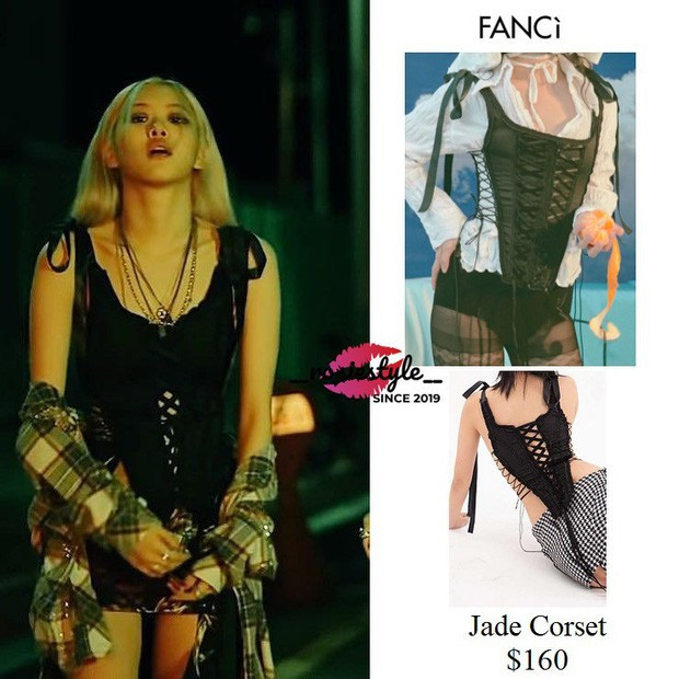 Nhìn Rosé (BLACKPINK) và Ngọc Trinh cùng diện corset mới thấy hở nhiều quá chưa chắc đẹp ảnh 2