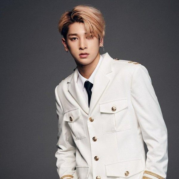 Debut ở lần thứ 3: Đây chính là nam idol kém may mắn nhất K-Pop ảnh 2