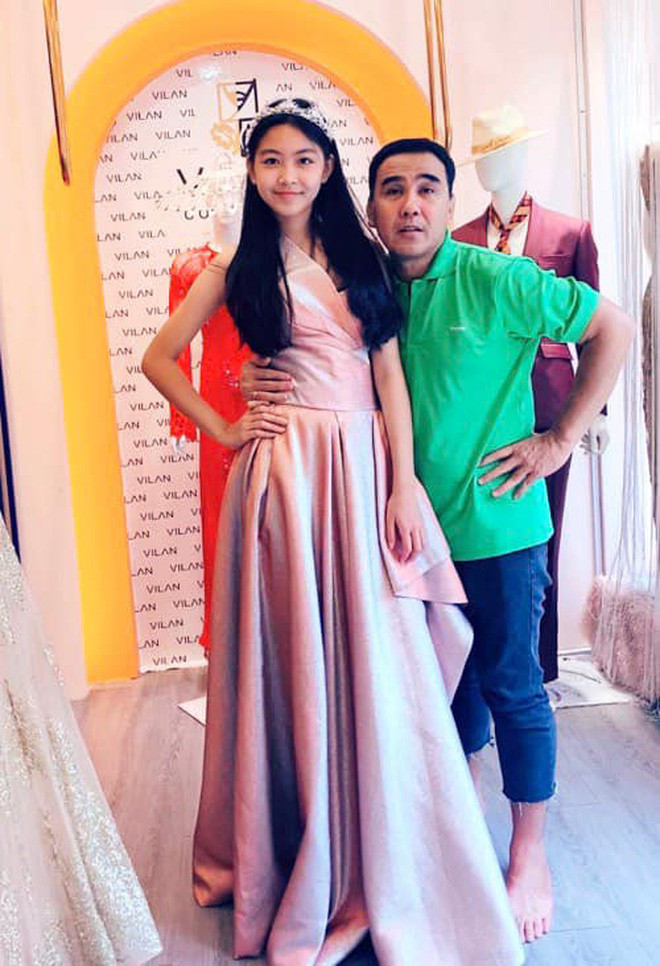 Con gái diễn viên Quyền Linh gây bão trên thảm đỏ: Chuẩn nhan sắc Hoa hậu tương lai là đây ảnh 10