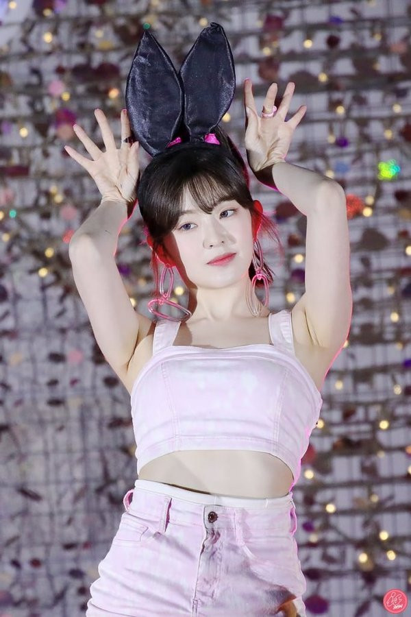 Nhìn những hành động này, netizen gọi Irene (Red Velvet) là “cô tiên quốc dân” cũng đúng ảnh 8