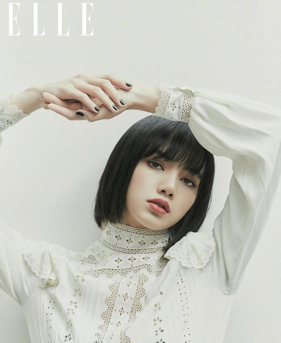 Lisa (BLACKPINK) tiếp tục hứng “gạch đá” chỉ vì bìa báo Elle Trung Quốc số cuối năm ảnh 3