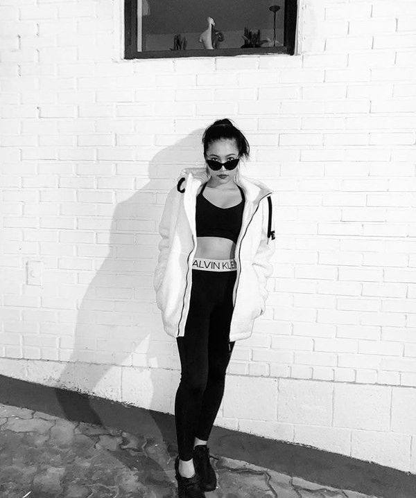 Yeri (Red Velvet) thay đổi hình ảnh như thế nào mà bị bảo là “bắt chước Jennie”? ảnh 2