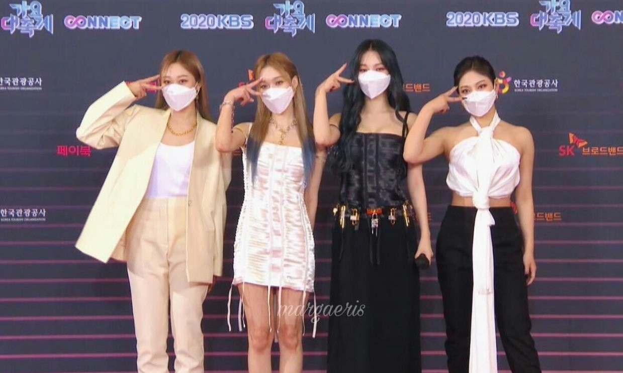 Những bức ảnh được thả tim nhiều nhất của Linh Ngọc Đàm, bất ngờ nhất vẫn là “trùm cuối“ ảnh 10