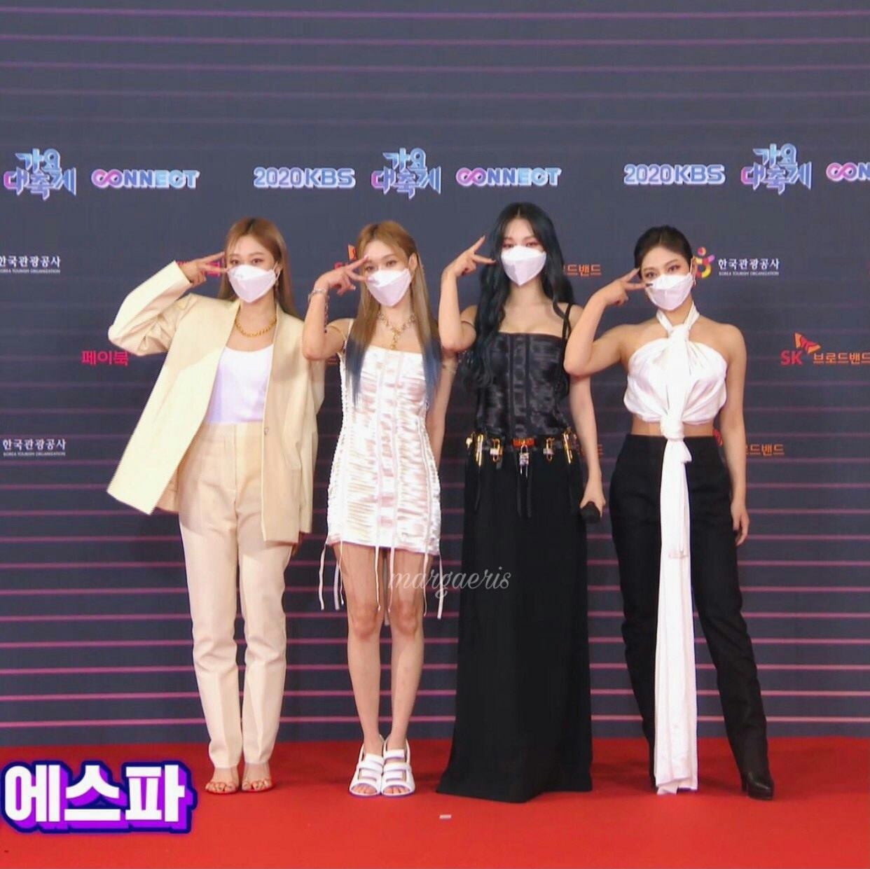 aespa gây sốc trên thảm đỏ vì mặc đồ kém sang, nhìn Giselle tưởng quên mang giày ảnh 6