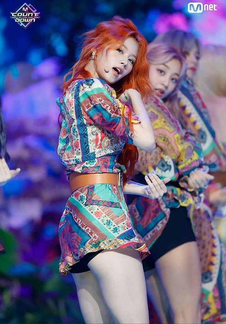 Tóc mới rất xinh, vũ đạo đỉnh nhưng Sana (TWICE) lại mất điểm vì điều này ảnh 1