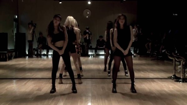 Vì đâu thực tập sinh sáng giá của YG Ent thì nhiều mà BLACKPINK lại chỉ có 4 thành viên? ảnh 2