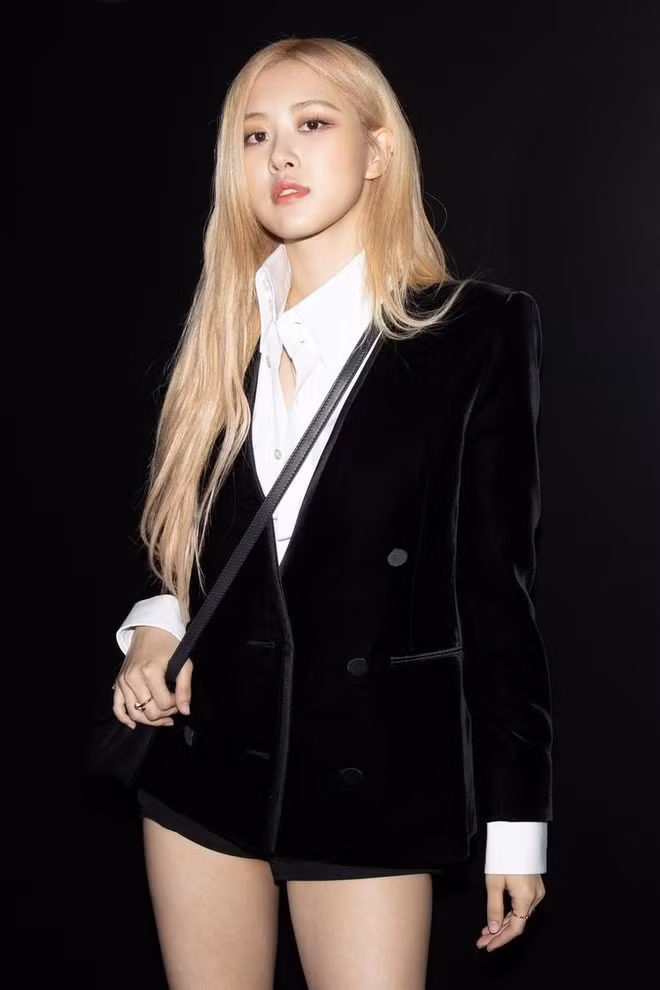 V-Biz mấy ai cao tay như Min, diện đồ rất giống BLACKPINK nhưng vẫn được khen phong cách ảnh 6