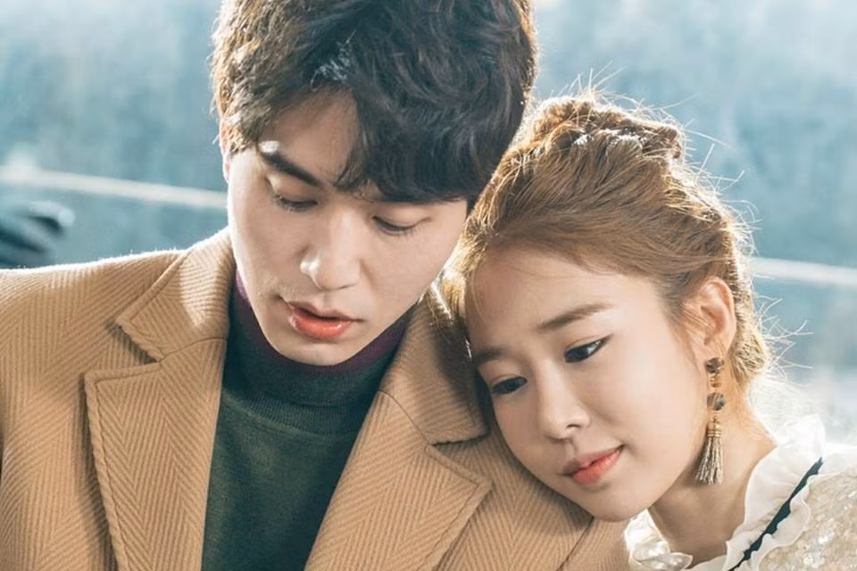 Điểm chung duy nhất giữa ba mỹ nhân Suzy, IU và Yoo In Na chính là Lee Dong Wook ảnh 3