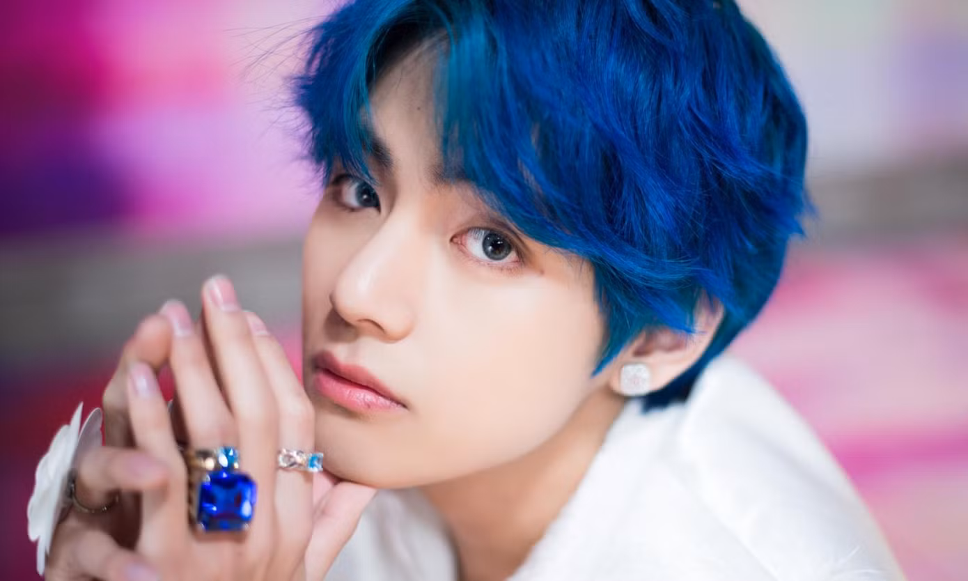 Cân được mọi màu tóc nhuộm, còn ai có khả năng đó hơn mỹ nam V (BTS)? ảnh 1