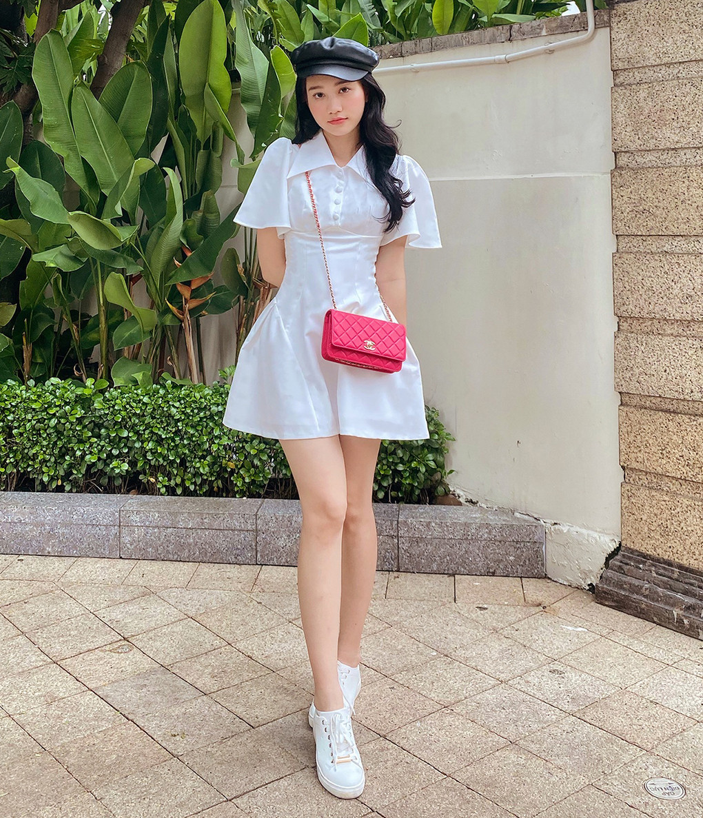 Soi Hải Tú trong những lần đụng hàng sao Việt: Thần thái vóc dáng liệu có ấn tượng hơn? ảnh 9