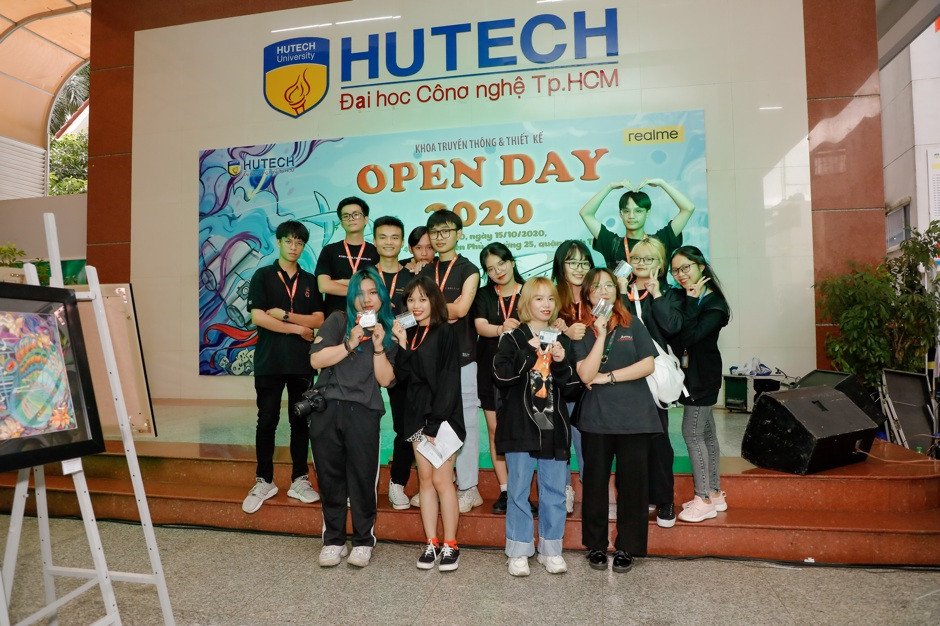 Hàng nghìn người trẻ thích thú với thông điệp “dám thể hiện, là chính mình” của realme ảnh 2