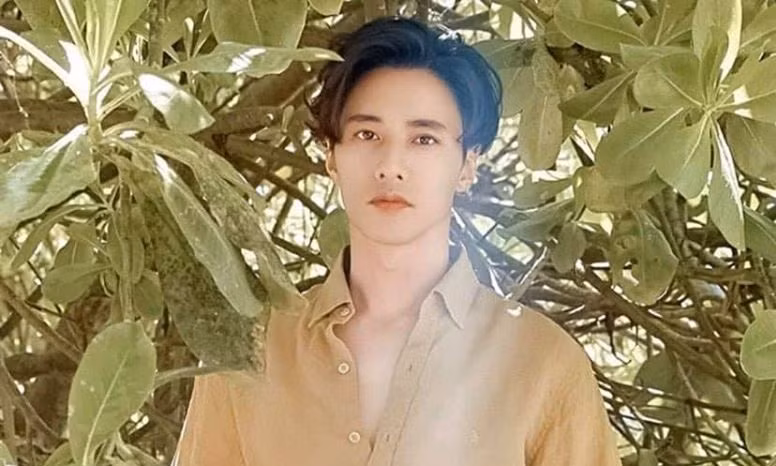 10 năm không đóng phim, Won Bin vẫn gây bão vì visual cực phẩm chuẩn “quốc bảo phim Hàn” ảnh 1