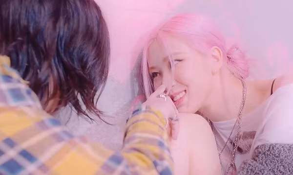 Rosé đích thị idol "đào hoa" nhất K-Pop: Dính tin đồn hẹn hò với toàn sao hạng A mới sốc ảnh 4