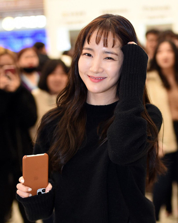 Nhìn cách Park Min Young lấy lại vẻ xinh đẹp mới thấy độ nguy hiểm của chọn nhầm kiểu tóc ảnh 7