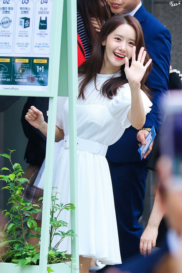 Một bọng mắt lớn hai số phận: Yoona được khen còn Jisoo (BLACKPINK) lại bị bảo kém sắc ảnh 2