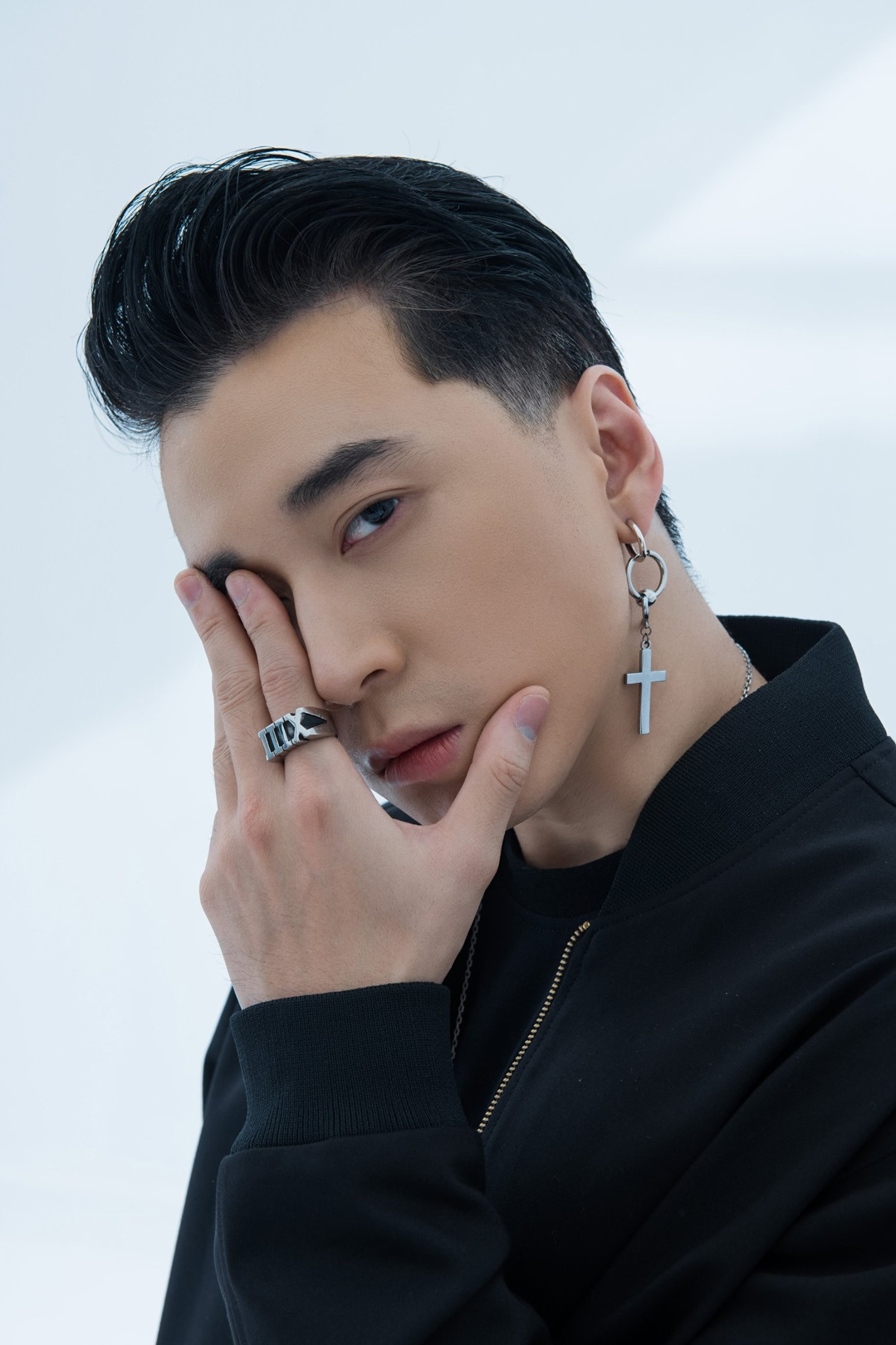 Không khoe thì thôi, đã khoe bạn gái thì Karik phải khiến dân tình dậy sóng mới chịu ảnh 5