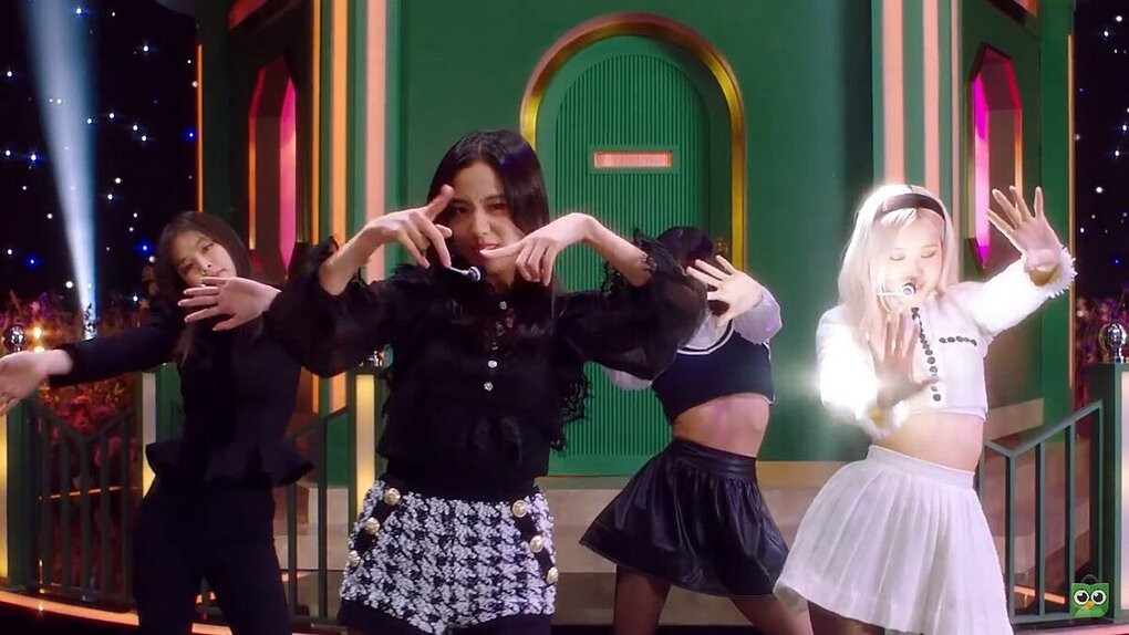 BLACKPINK lên đồ đối lập: Rosé nổi bật Jennie chìm nghỉm, stylist có ý đồ gì đây? ảnh 5