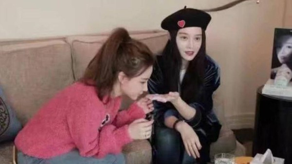 Phải chăng Lý Tiểu Lộ, Phạm Băng Băng sắp vuột mất cần câu cơm cuối cùng? ảnh 2