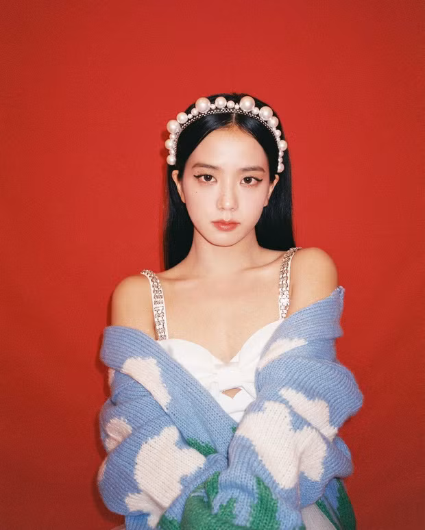 Đã mắt với bộ ảnh năm mới của BLACKPINK: Mỗi người một vẻ, mười phân vẹn mười ảnh 8