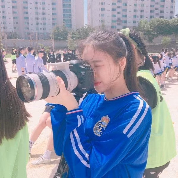 Nhan sắc trước debut của Yuna (ITZY) xuất sắc cỡ nào mà netizen không thể tìm được ảnh xấu ảnh 7